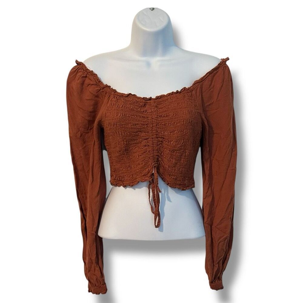 🔥4/$25 Elegant Rust Smocked Blouse Women’s Size Medium